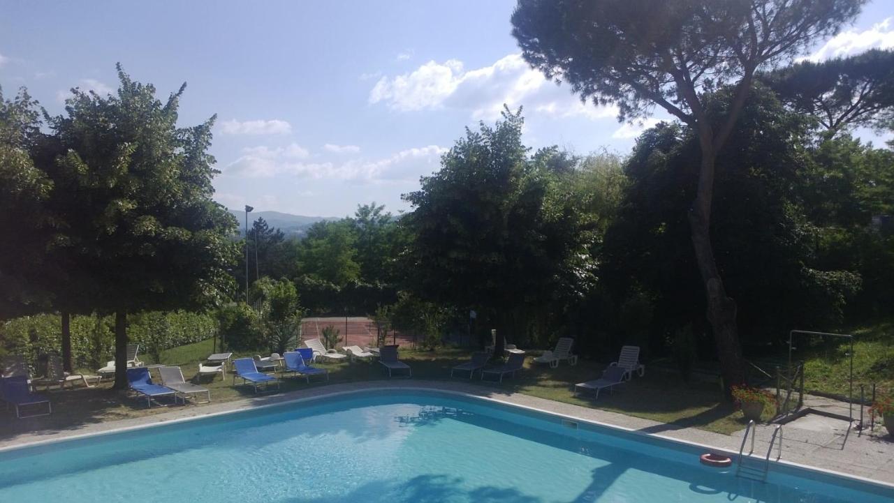 Park Hotel Galileo Reggello Kültér fotó